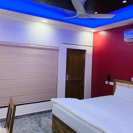 Hotel The Swiss Residency à Greater Noida Extérieur photo
