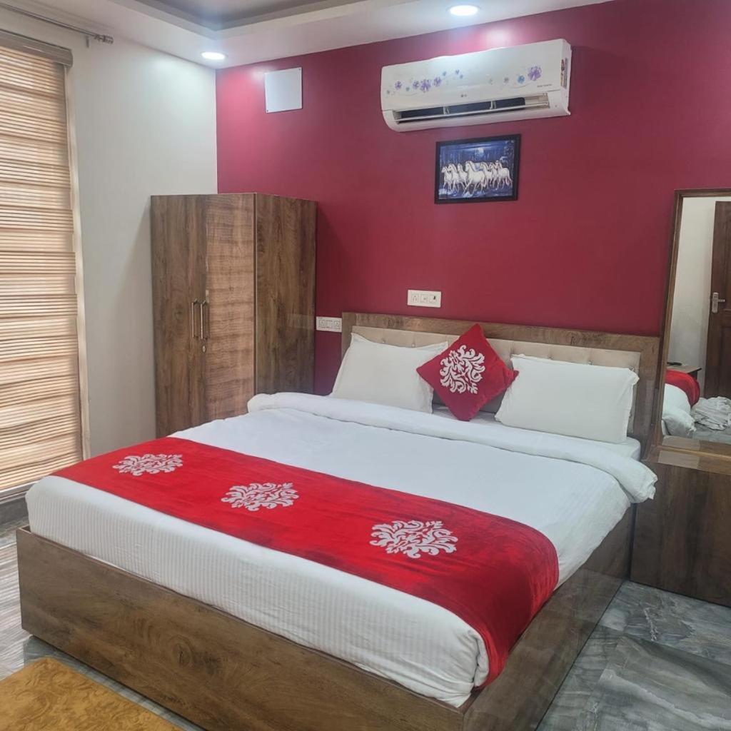 Hotel The Swiss Residency à Greater Noida Extérieur photo